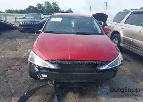 2020 Hyundai Elantra Sel z USA, uszkodzony, nr VIN 5NPD84LF0LH524709